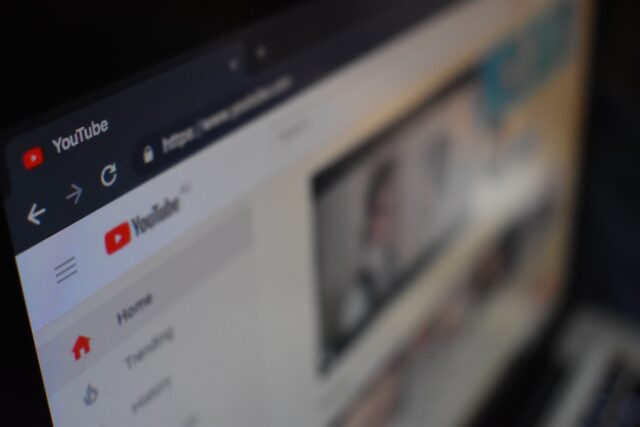 YT