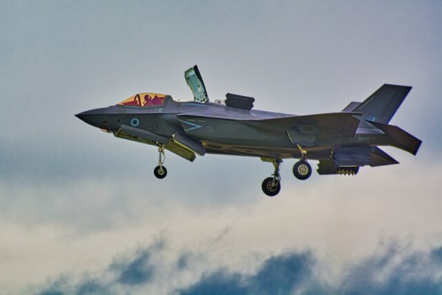 The Ultimate Guide to Defense Background Checks for Aerospace Defense Employers