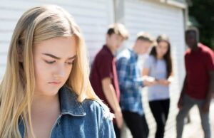 Navigating Peer Pressure in California - Strategies for Teens to Make Healthy Choices